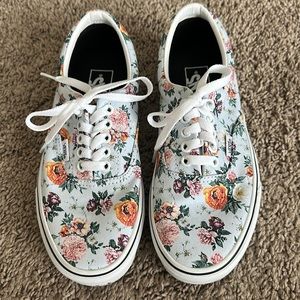 Vans - Blue Floral, Size 6.5